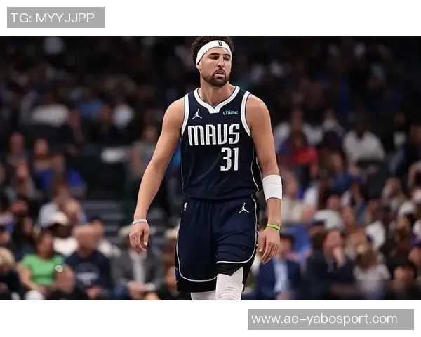 克莱半场表现平平仅得5分状态不佳引发球迷关注